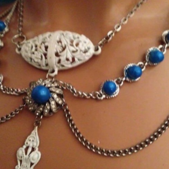 OOAK Artisan Vintage White/Blue Victorian Festoon Style Assemblage Drop Necklace - Picture 3 of 8